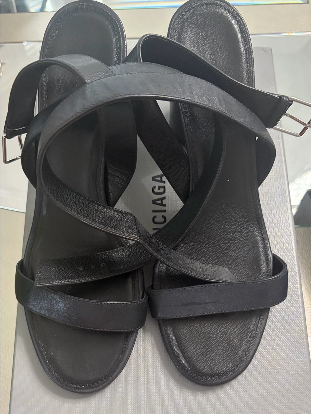 BALENCIAGA BLACK LEATHER LOGO BLOCK HEEL MULE SANDALS IT 38.5